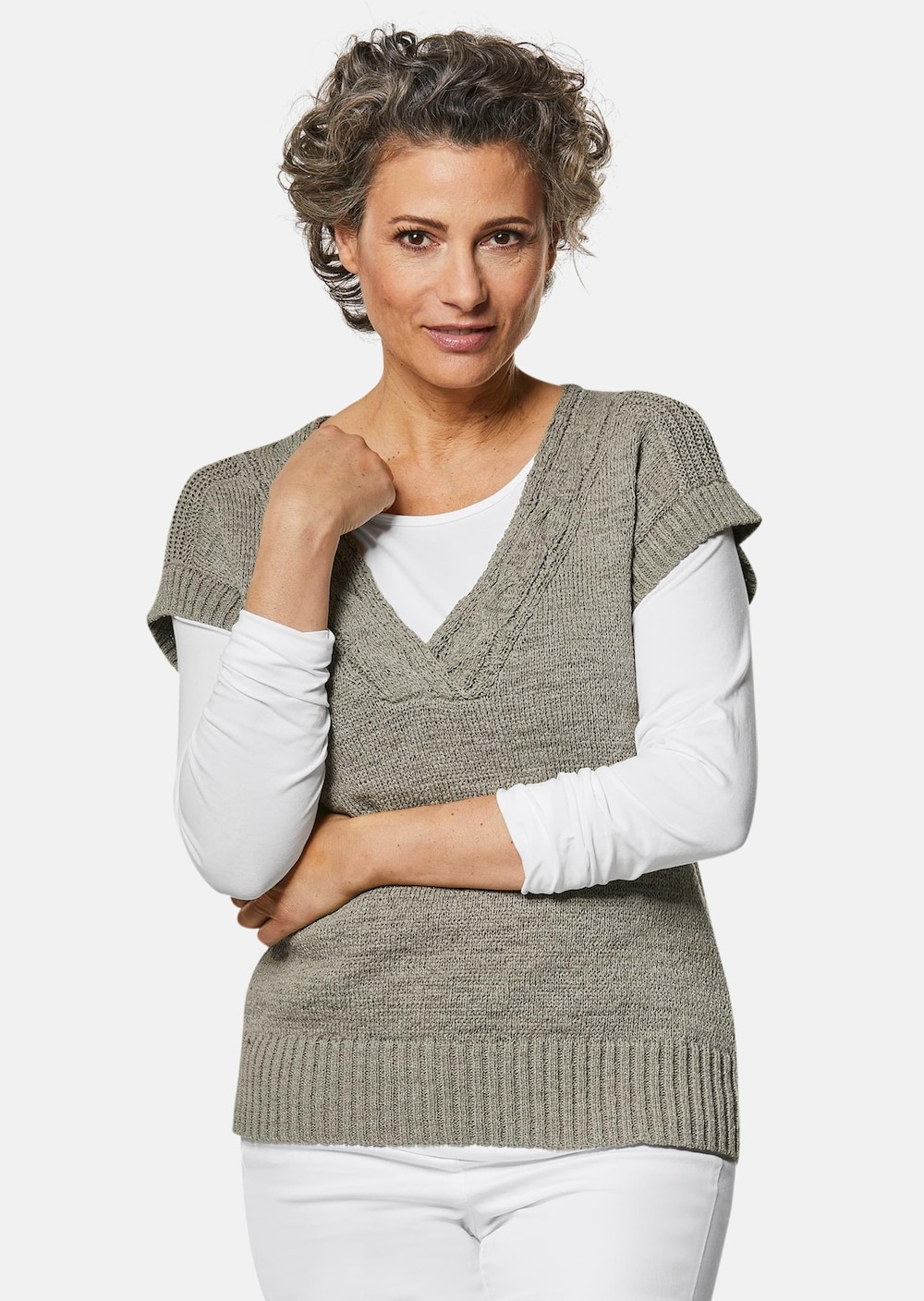 Große Größen Trageangenehmer Pullunder mit modischem Ausschnitt, Damen, grau, Größe: 42, Polyester/Baumwolle, Happy Size DE Women von GOLDNER