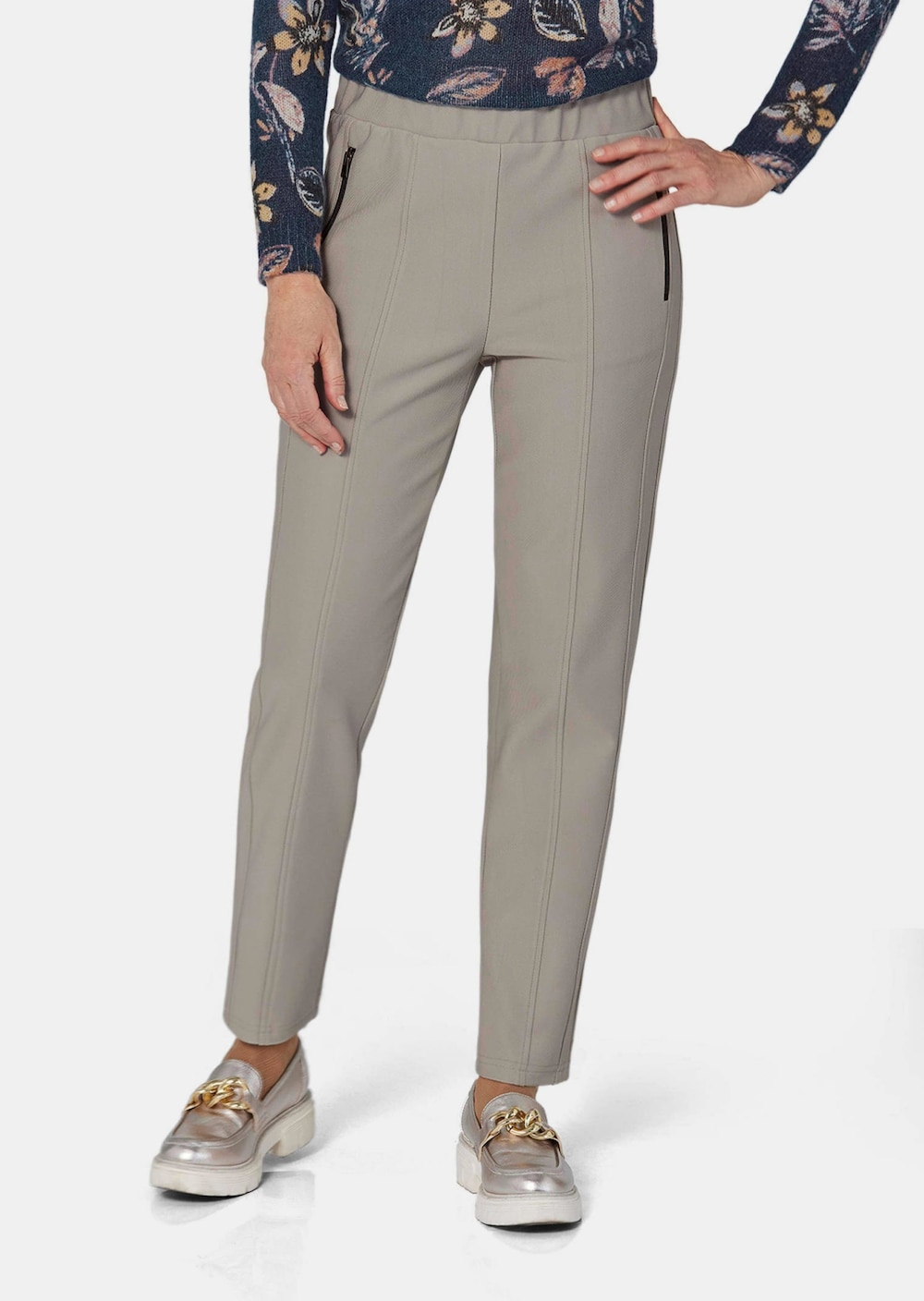 Große Größen mit Reißverschlusstaschen, Damen, grau, Größe: 48, Synthetische Fasern, Happy Size DE Women von GOLDNER