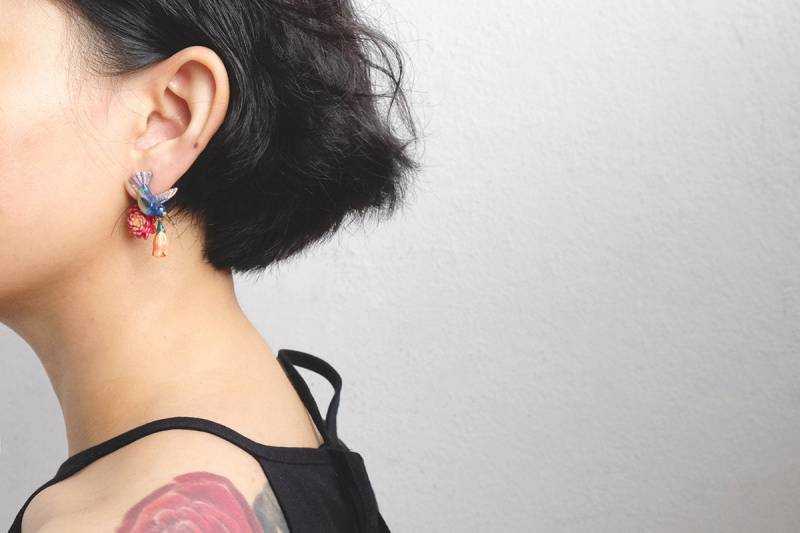 Brummmelodie Ohrringe | Humming Melody, Kolibri, Handbemalt Goodafternine von GOODAFTERNINE