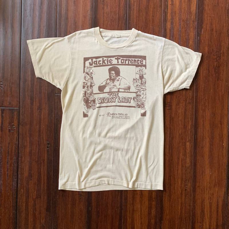 1980Er Vintage Jackie Torrence The Story Lady T Shirt Kunst Von George Hansen Medium von GOODTHINGSYOUCANBUY