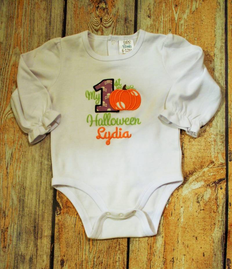 Erstes Halloween-T-Shirt, Erstes Halloween Raglan, Geist-Halloween-Shirt, Personalisiertes Halloween-Shirt, Halloween-Geschwister-Hemden von GOalphabetsoup