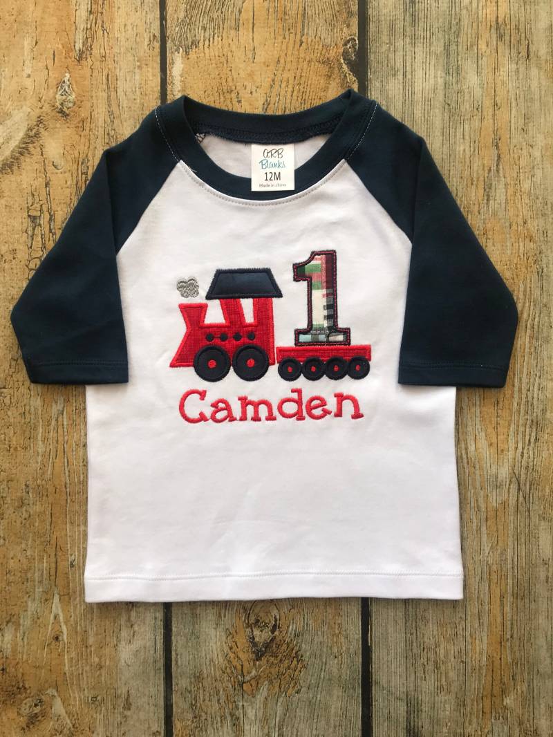 Geburtstagsshirt, Train Geburtstagsshirt Mit Namen von GOalphabetsoup