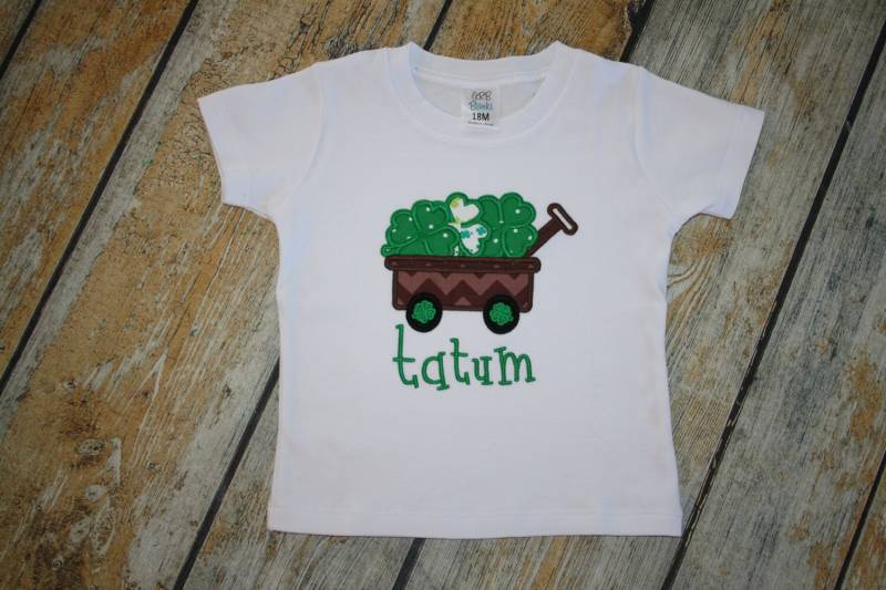 Kleeblatt Wagen T-Shirt, St. Pats 4 Blatt Kleeblatt, Raglan von GOalphabetsoup