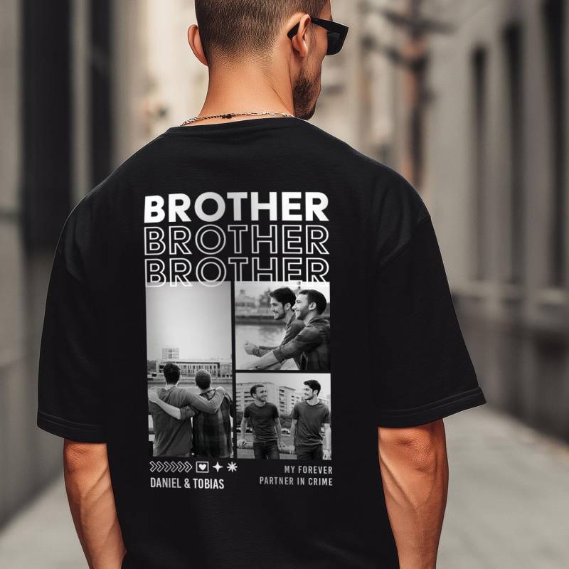 Personalisiertes Oversized T-Shirt „Brother" - Bis Zu 8 Fotos, Name & Spruch Geschenk Bruder Geschwister Shirt Bester von GRAVURZEILEShop