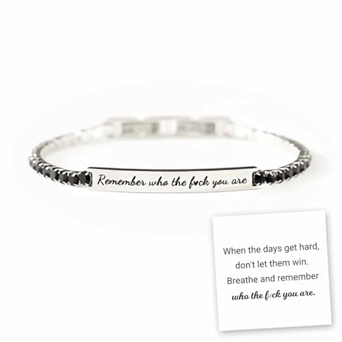 „Remember Who The Fuck You Are“-Kristallarmband, „Remember Who The F You Are“-Motivationsschlaucharmband, handgefertigtes Armband mit Gravur, einzigartiges Geschenk für Damen und Herren (Black) von GRFFZX