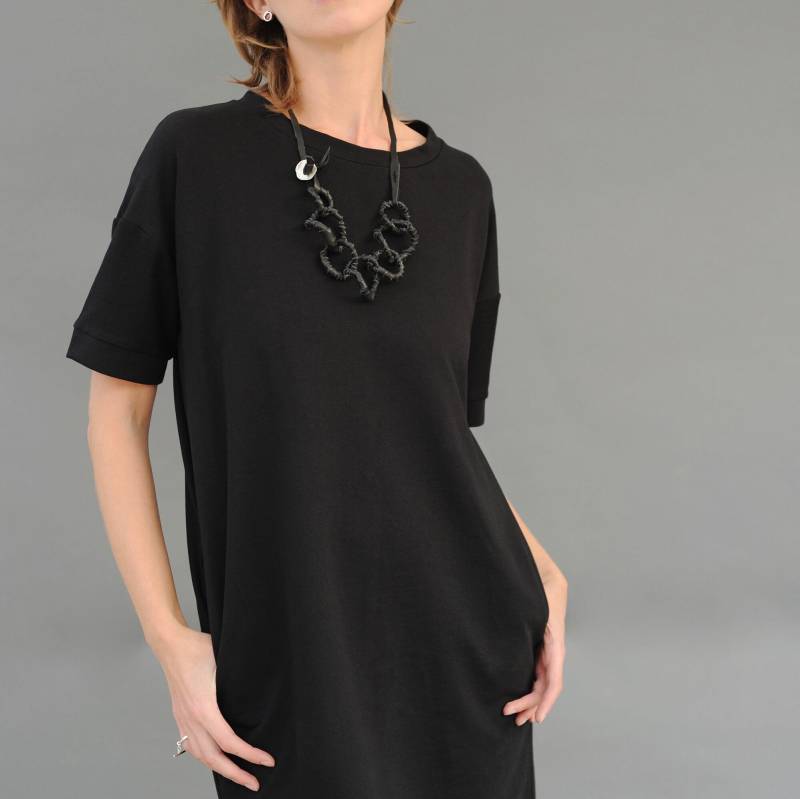 Chunky Schwarze Leder Statement Halskette Wickelleder Halslos Silber Und Minimalist Handgefertigt Chunky Schwarze Leder Statement Halskette Wickelleder Halslos Silber Und Minimalist Handgefertigt von GROMcoil