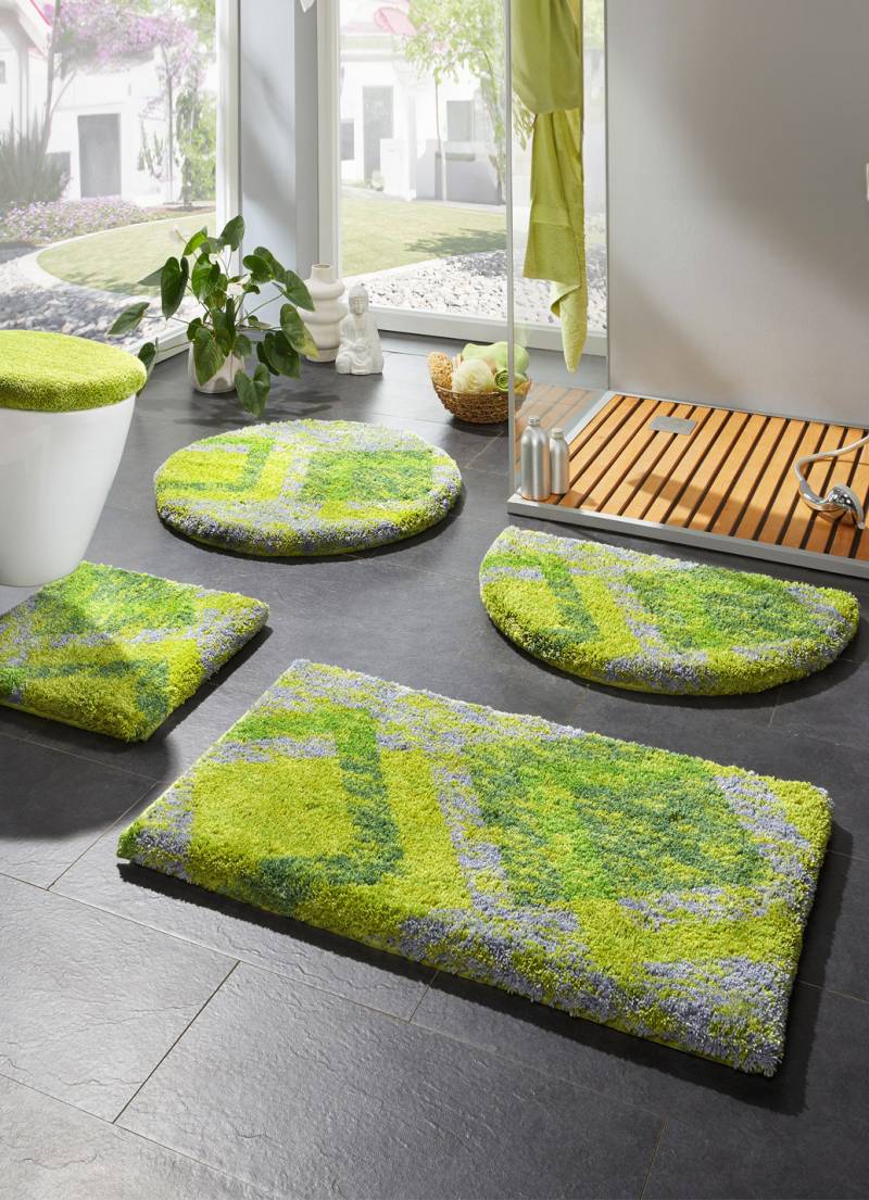 Moderne Badgarnitur aus dem Hause Grund, Größe 108 (Stand-WC-Vorleger, 50/ 50 cm), Grün-Grau von GRUND