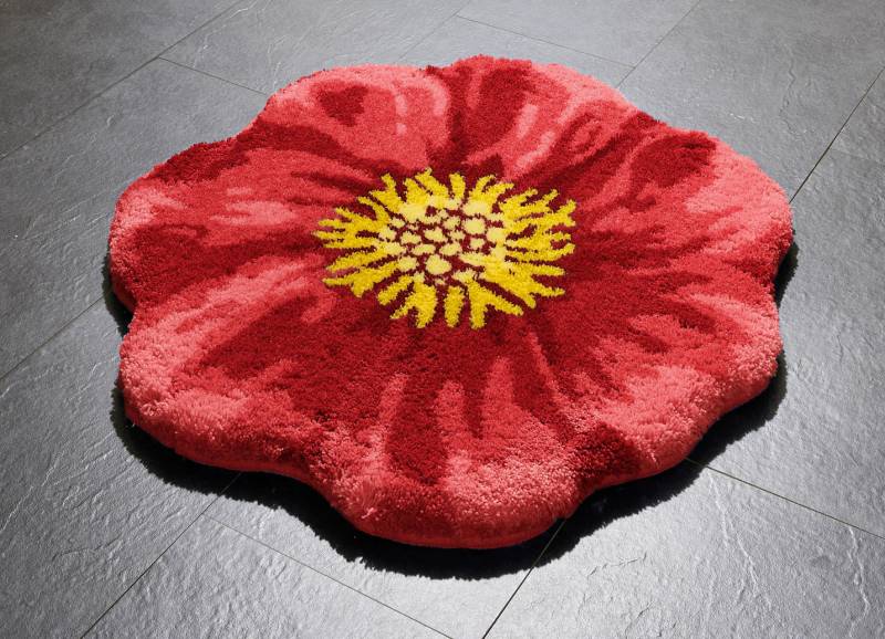 Supersoft Badgarnitur von Grund, Größe 108 (Stand-WC-Vorleger, 50x50 cm), Rot von GRUND