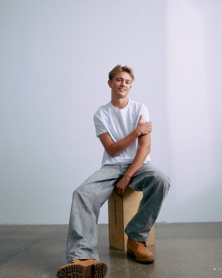 GRUNT 5-Pocket-Jeans GRGiant (1-tlg) GRUNT GRGiant Jeans – Ash Grey klassische 5-Pocket-Form von GRUNT