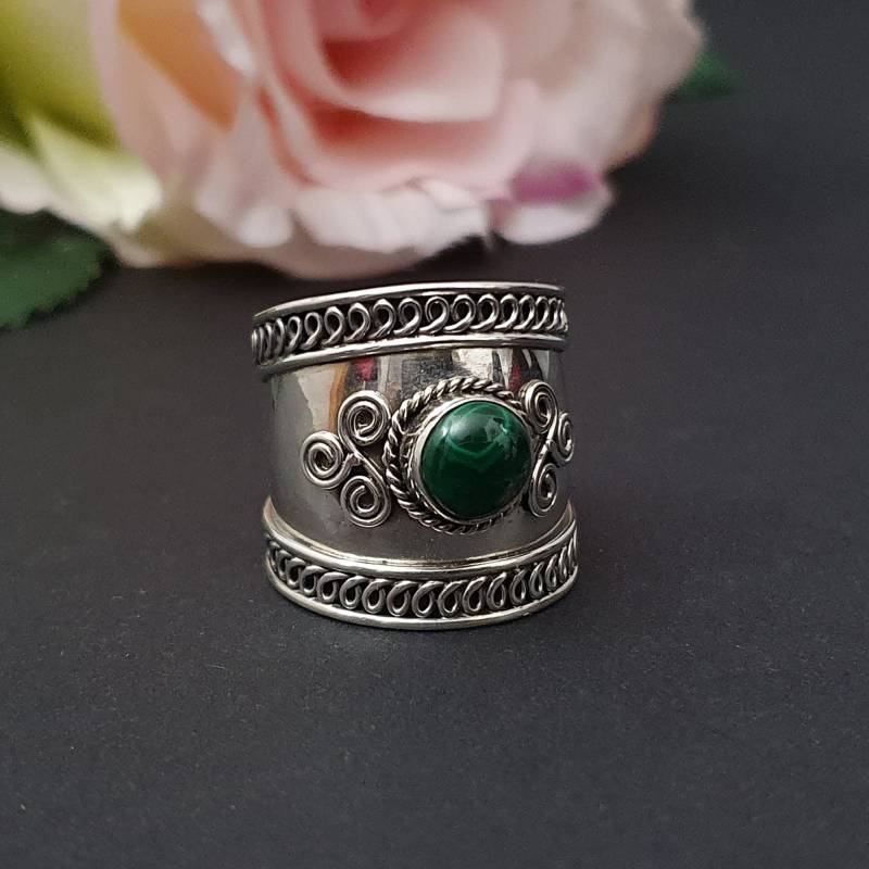Breiter Ring Mit Malachit Silber 925 Bali Style Vintage von GTSilverStore