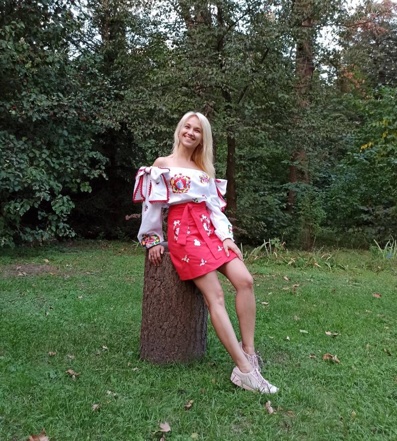 Bestickte Schleifenbluse Und Wickelminirock, Off-The-Shoulders Bluse, Festival Top, Besticktes Crop Top Weiß, Geschenk Für Sie von GUAembroidery