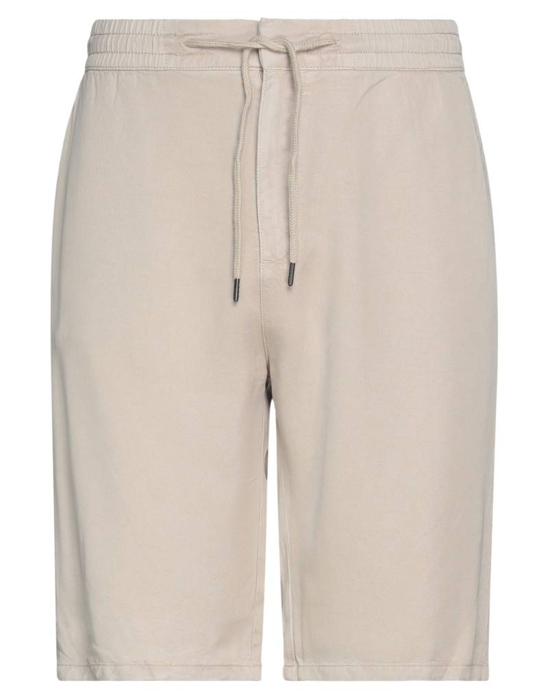 GUESS Shorts & Bermudashorts Herren Beige von GUESS