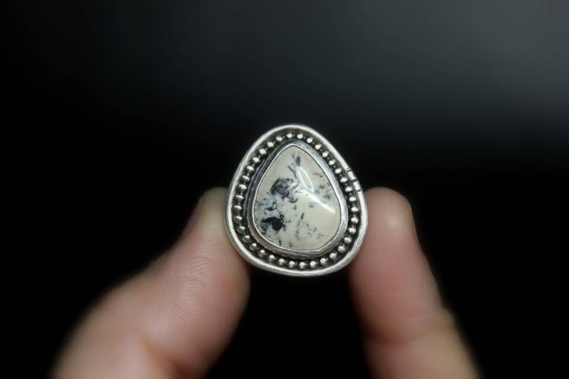 Grösse 7.25 - White Buffalo Türkis Sterling Silber Ring #03 | Geometrisch Minimalistisch Boho Gugma Schmuck von GUGMA