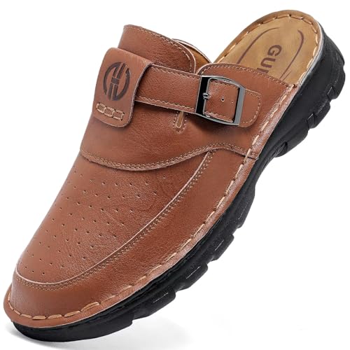 GURGER Herren Leder Pantoletten Sommer Atmungsaktiv Rutschfest Clogs Geschlossen Zehe Sandalen für Männer Rotbraun Größe 43 von GURGER