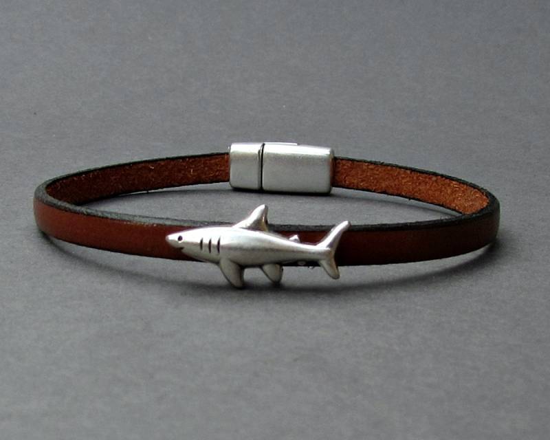 Haifisch-Herren-Leder-Armband-Manschetten-Freund-Geschenk Besonders Angefertigt Auf Ihrem Handgelenkvatertagsgeschenk von GUSFREE