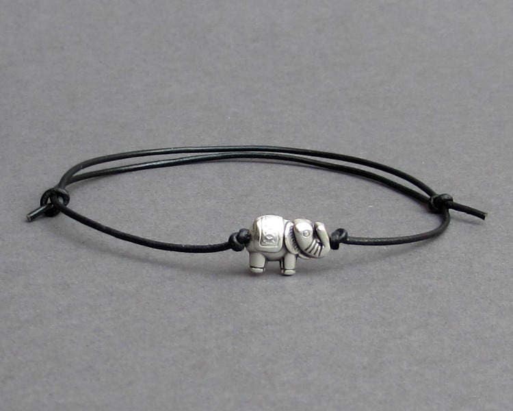 Kleiner Elefant Herrenarmband, Silber Charm, Lederarmband Für Männer, Geschenk Ihn, Bester Freund Armband, Herrenschmuck, Verstellbar von GUSFREE