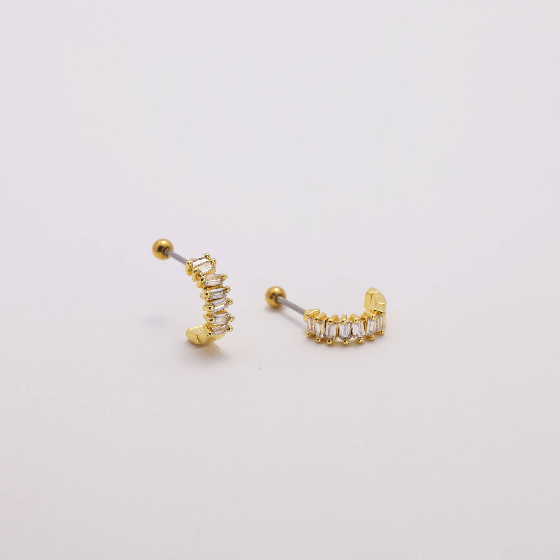 Schraub Ohrstecker 18K Gold Alltagsohrstecker Hypoallergen Zierliche Kleine 18G Schraub Ohrstecker 18K Gold Alltagsohrstecker Hypoallergen Zierliche Kleine 18G von GVOJEWELS