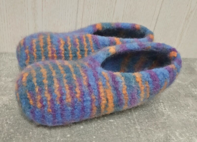 Afp 14 Gr. 33/34 Filzschuhe Kinderschuhe Hüttenschuhe Puschen Hausschuhe Selbstgestrickter Schuhe Filzpatschen Afp 14 Gr. 33/34 Filzschuhe Kinderschuhe Hüttenschuhe Puschen Hausschuhe Selbstgestrickter Schuhe Filzpatschen von GabisHandelsshop