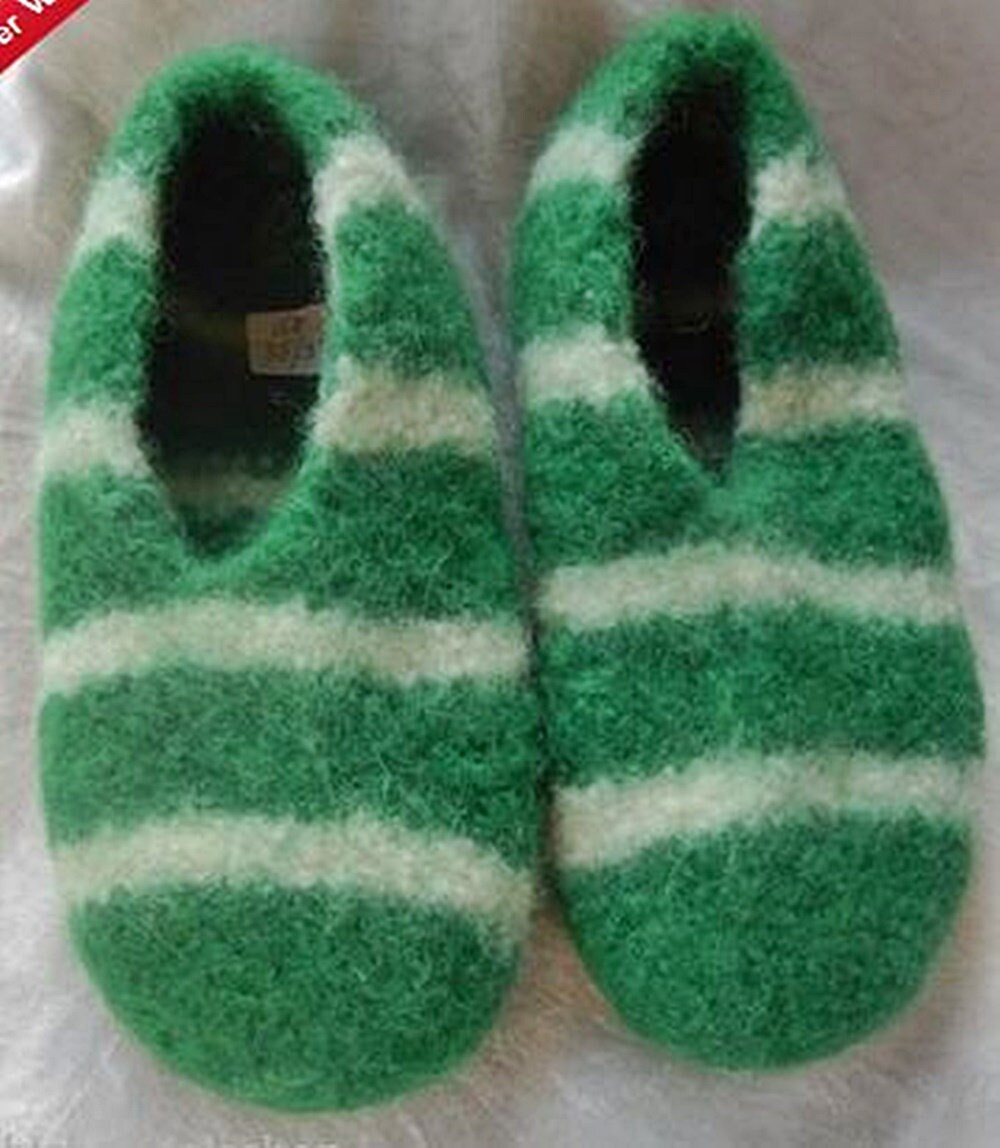 Gr. 40/42 Filzschuhe Kinderschuhe Hüttenschuhe Puschen Hausschuhe Schuhe Gr. 40/42 Filzschuhe Kinderschuhe Hüttenschuhe Puschen Hausschuhe Schuhe von GabisHandelsshop
