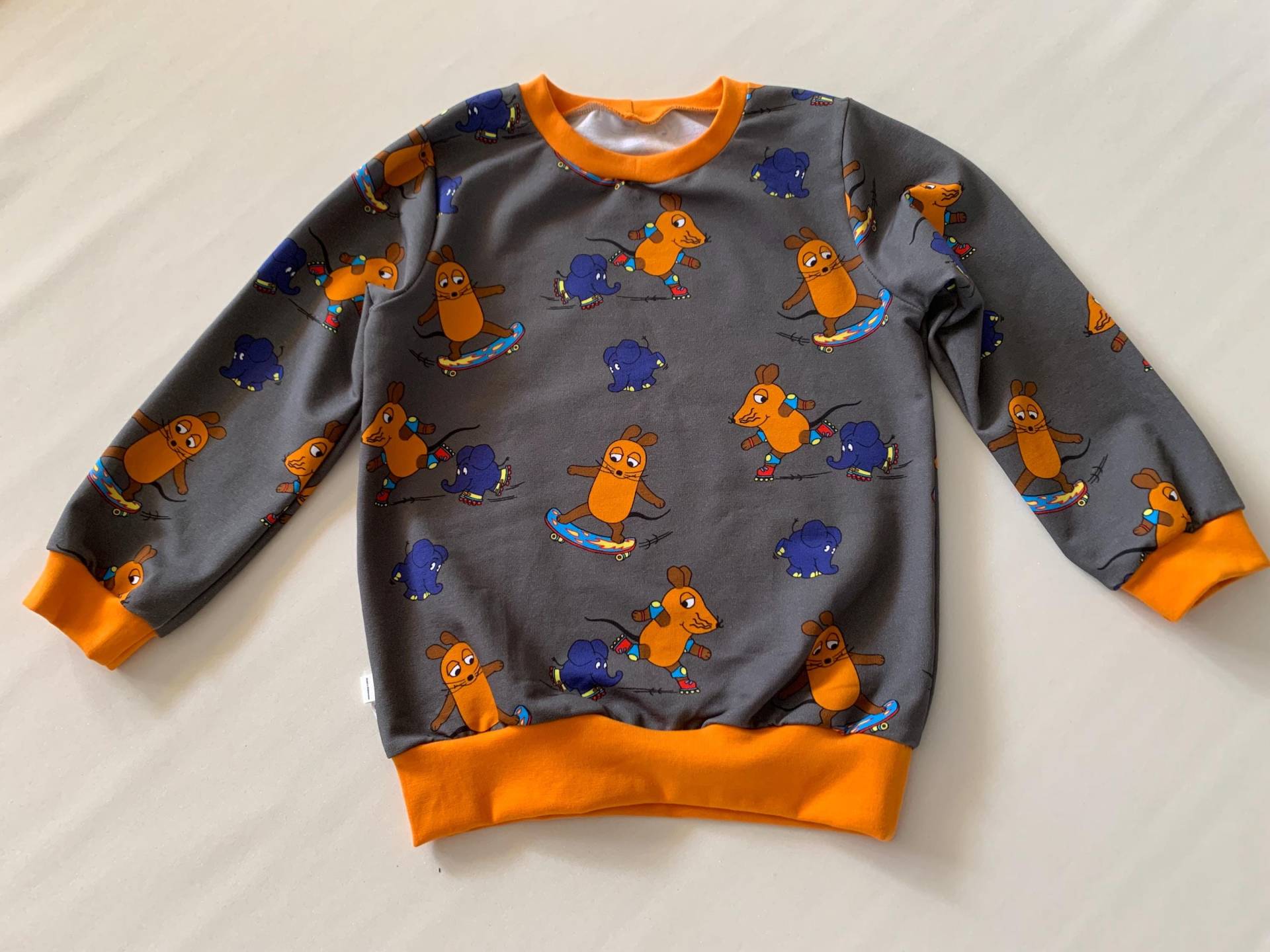 Pullover Sendung Mit Der Maus Größe 116 Pullover Sendung Mit Der Maus Größe 116 von GabisNaehtraum