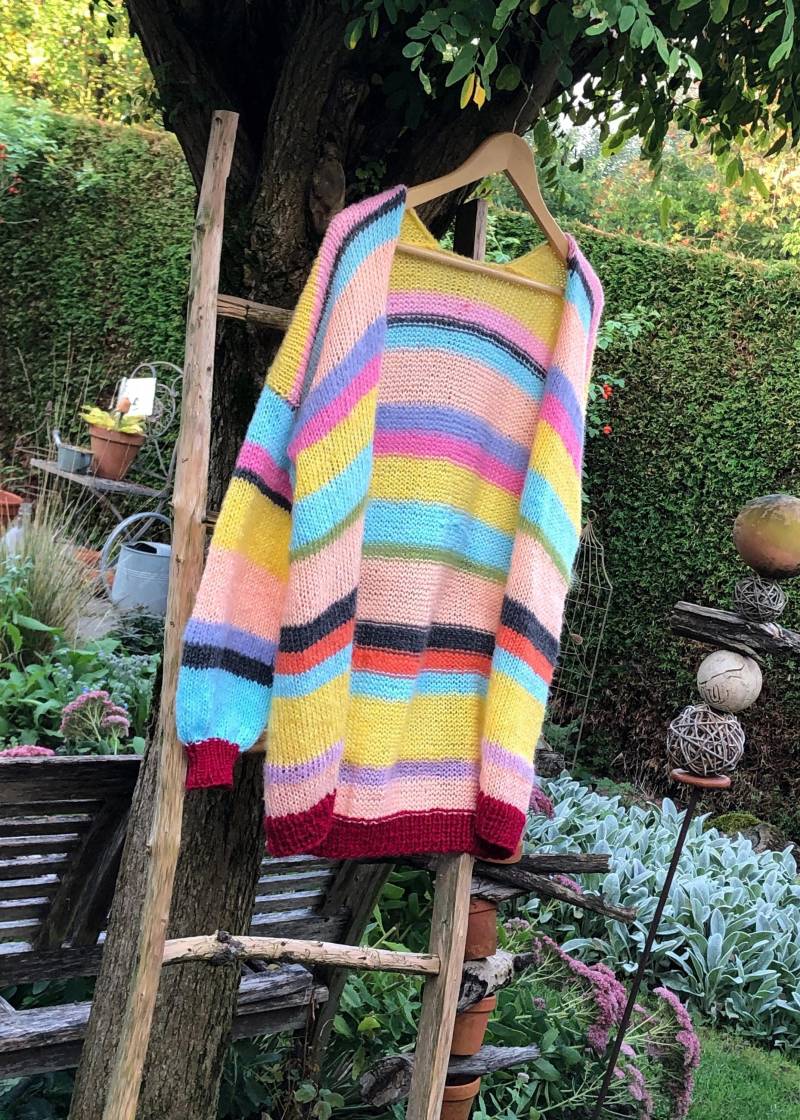 Bunte Strickjacke Mit Streifen ++Jelly Bean Cardigan++ Luftig Locker Weich Leger ++ Alpaca Mischung Gr.38-42 von GabisWollwerke