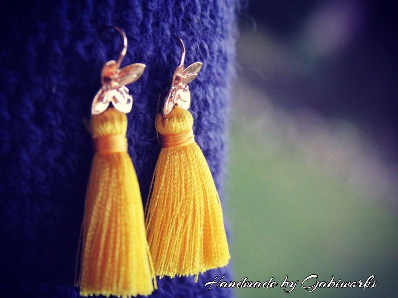 Gelbe Quaste Ohrringe/ Sommer Schmuck/Blumen Mode Blumen Haken Handgemachte von Gabiworks