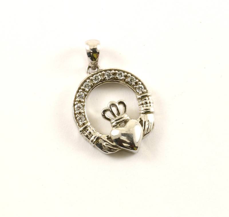 Jahrgang Schöne Irland Claddagh Herz in Händen Kristalle Cz Design Anhänger 925 Sterling Pd 2042 von GabrielStar