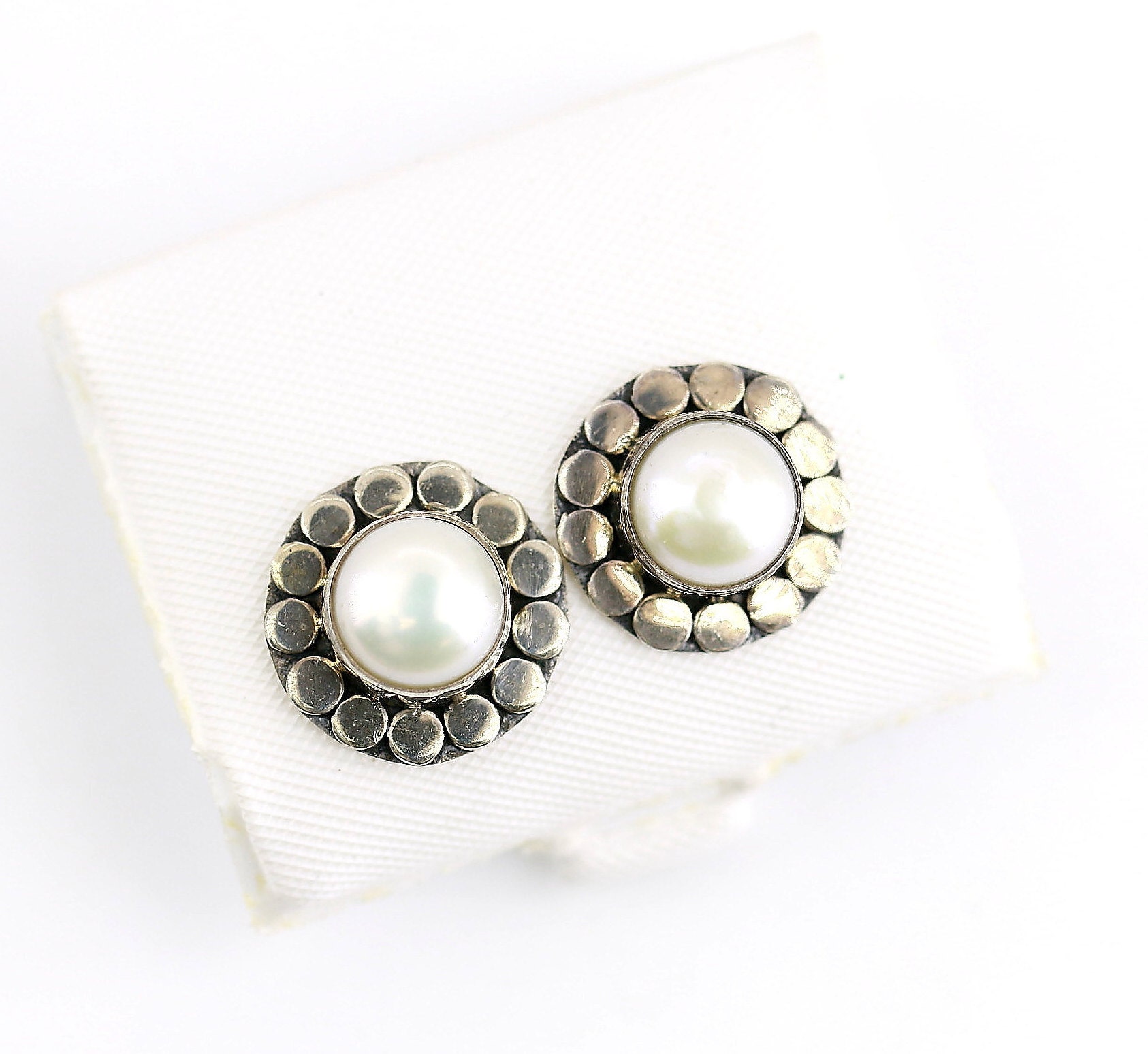 Vintage Beautiful Freshwater Pearls Design Stud Earrings 925 Sterling Er 1385 von GabrielStar
