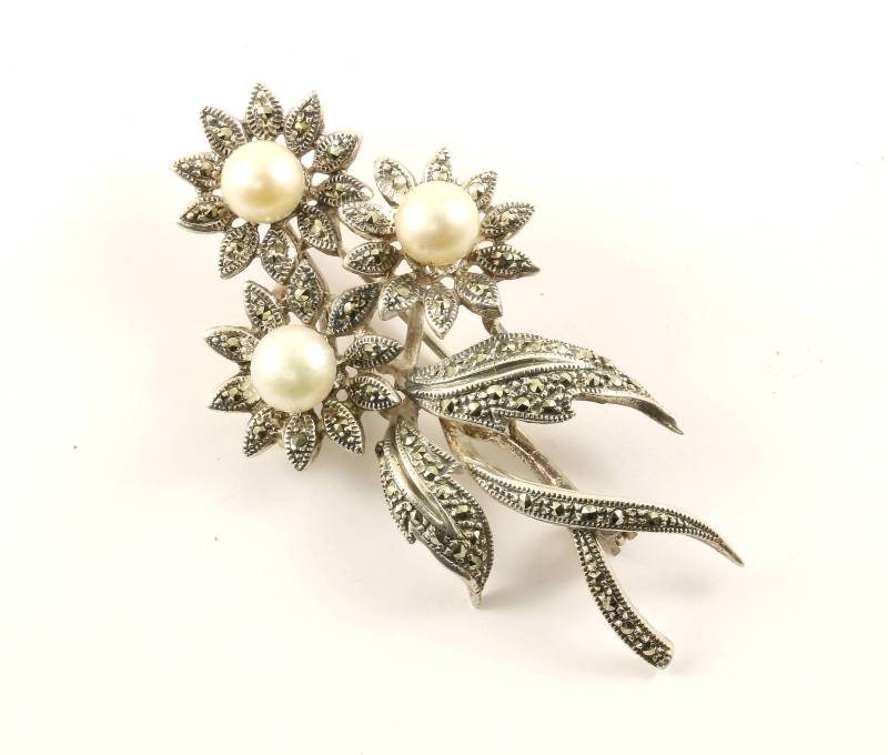Vintage Blumen Markasit Anstecknadel/Brosche 925 Sterling Bb 1319 Vintage Blumen Markasit Anstecknadel/Brosche 925 Sterling Bb 1319 von GabrielStar