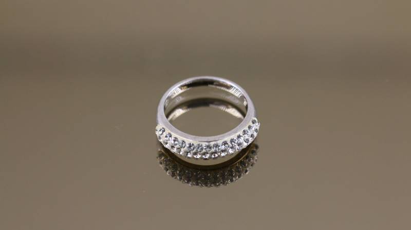 Vintage Größe 7 Funkelnde Front Kristalle Design Bandring 925 Sterling Silber Rg 1811 von GabrielStar