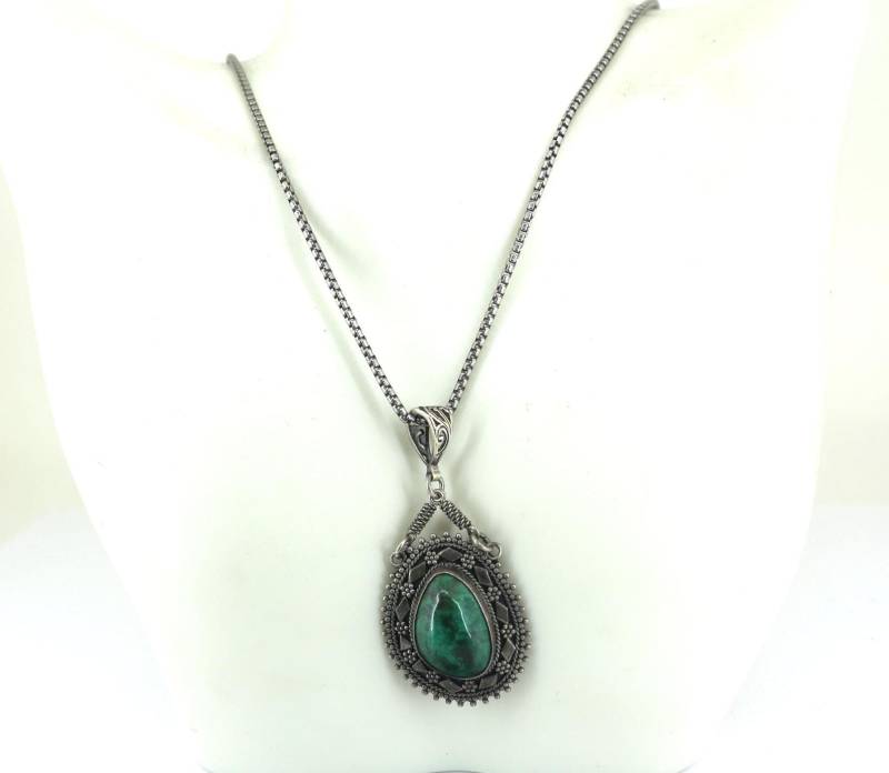 Vintage Oval Malachit Anhänger Israel Design Halskette 925 Sterling Nickel 436(123765809655 Vintage Oval Malachit Anhänger Israel Design Halskette 925 Sterling Nickel 436(123765809655 von GabrielStar