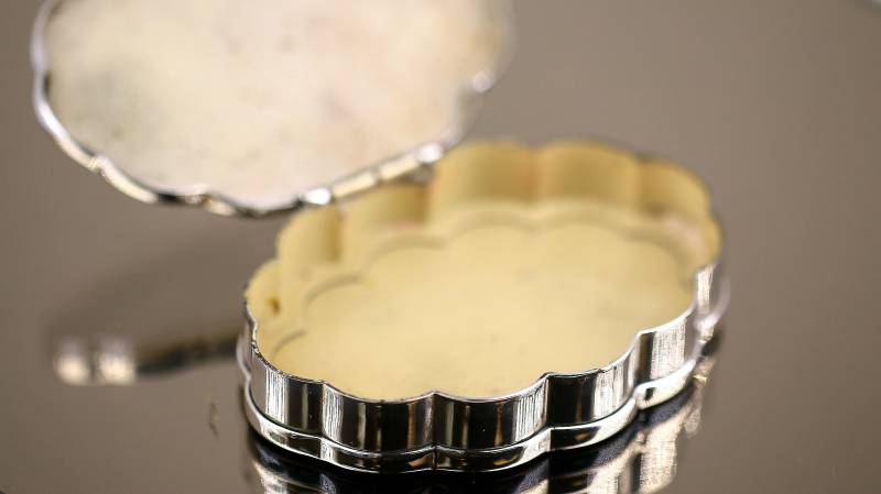 Vintage Polierte Frauen Blumenform Gehäuse Box 925 Sterling Fw 210 von GabrielStar