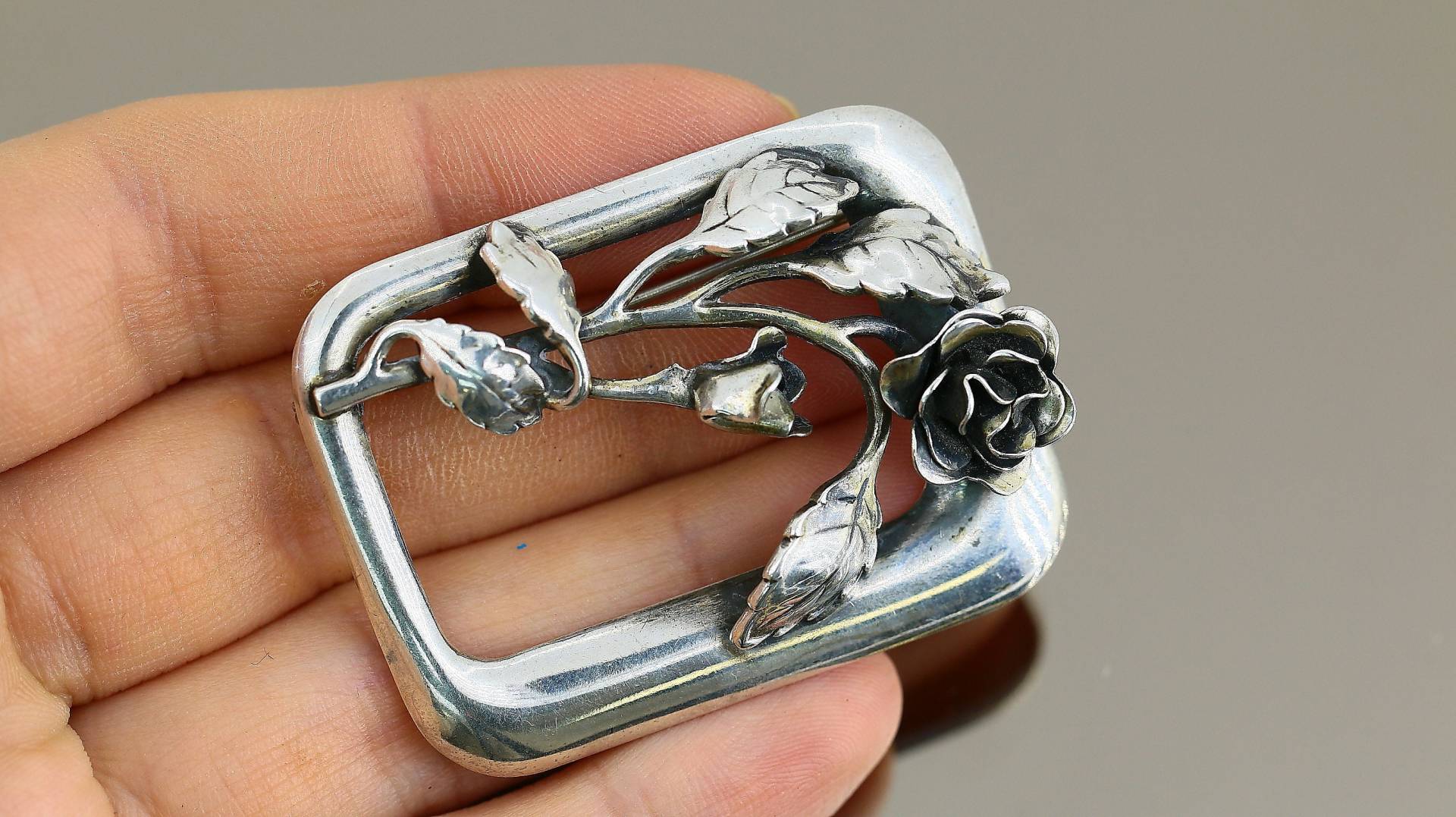 Vintage Schöne Danecraft Rose Flower Design Pin/Brosche 925 Sterling Bb 756 Vintage Schöne Danecraft Rose Flower Design Pin/Brosche 925 Sterling Bb 756 von GabrielStar