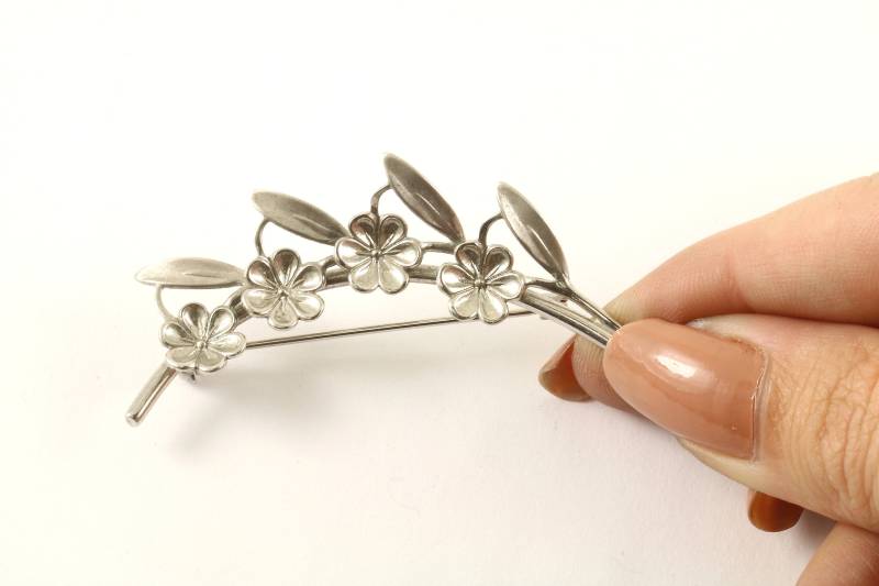 Vintage Silber Blumen Elegant Design Anstecknadel/Brosche 925 Sterling Bb 1531 von GabrielStar