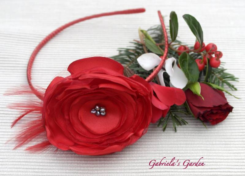 Rote Blume Stirnband, Rote Und Federn Fascinator, Weihnachten Stirnband Rote Blume Stirnband, Rote Und Federn Fascinator, Weihnachten Stirnband von GabrielasGarden