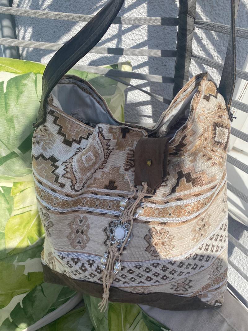 Tasche Kelim Art Schultertasche Boho Kelimbeutel Leder Kelimstyle Styletasche Kelimmuster Beutel von GabrieleMast
