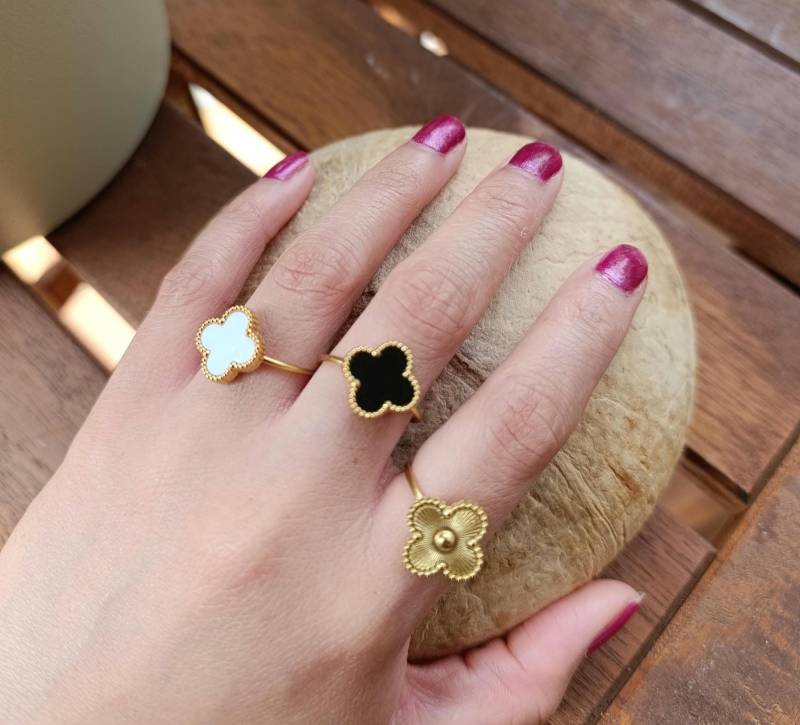 18K Vergoldet Kleeblatt Ring Glücksbringer Schmuck 18K Vergoldet Kleeblatt Ring Glücksbringer Schmuck von CeLynsUniqueCraft