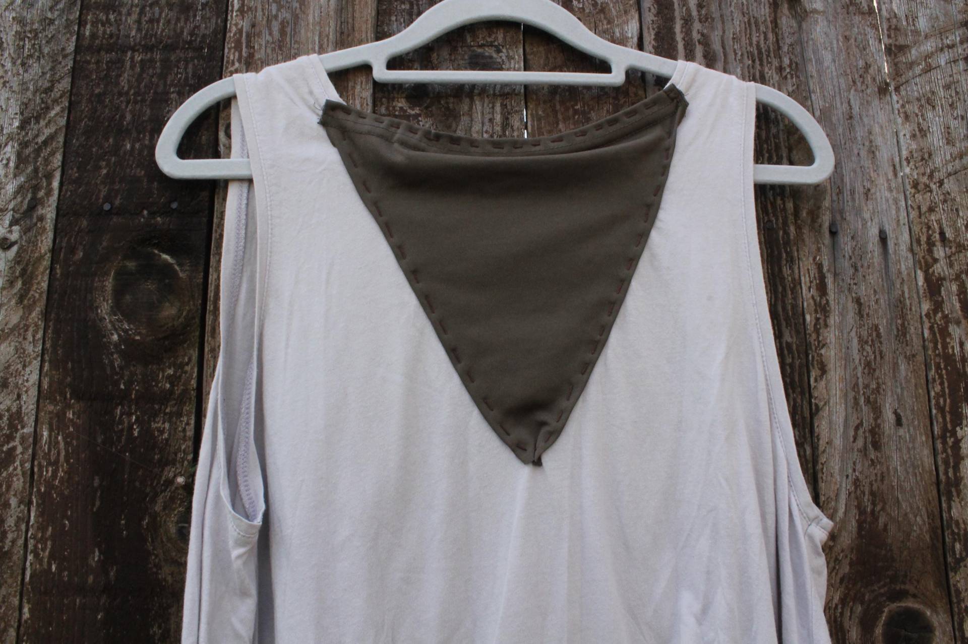 Achselshirt Top S/M Oberteil T-Shirt Women Handgenäht Urban Festival Rave Wear von GabundoRecycle