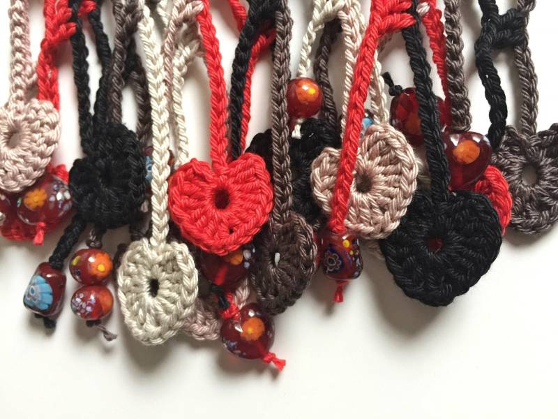 Terra & Fogo Herziges Perlen Häkeln Echarpe Terra & Fogo Herziges Perlen Häkeln Echarpe von GabyCrochetCrafts