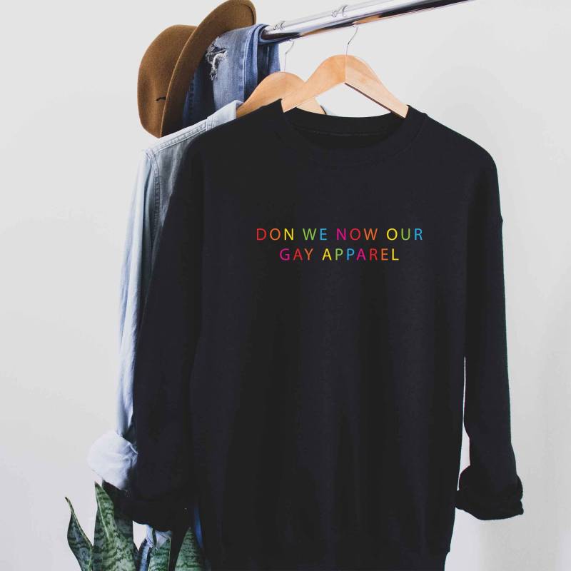 Don We Now Unser Gay Apparel Regenbogen Pride Weihnachtspullover, Holiday Pullover, Subtiles Xmas Sweatshirt, Lesben Weihnachtspullover von GabyandTali