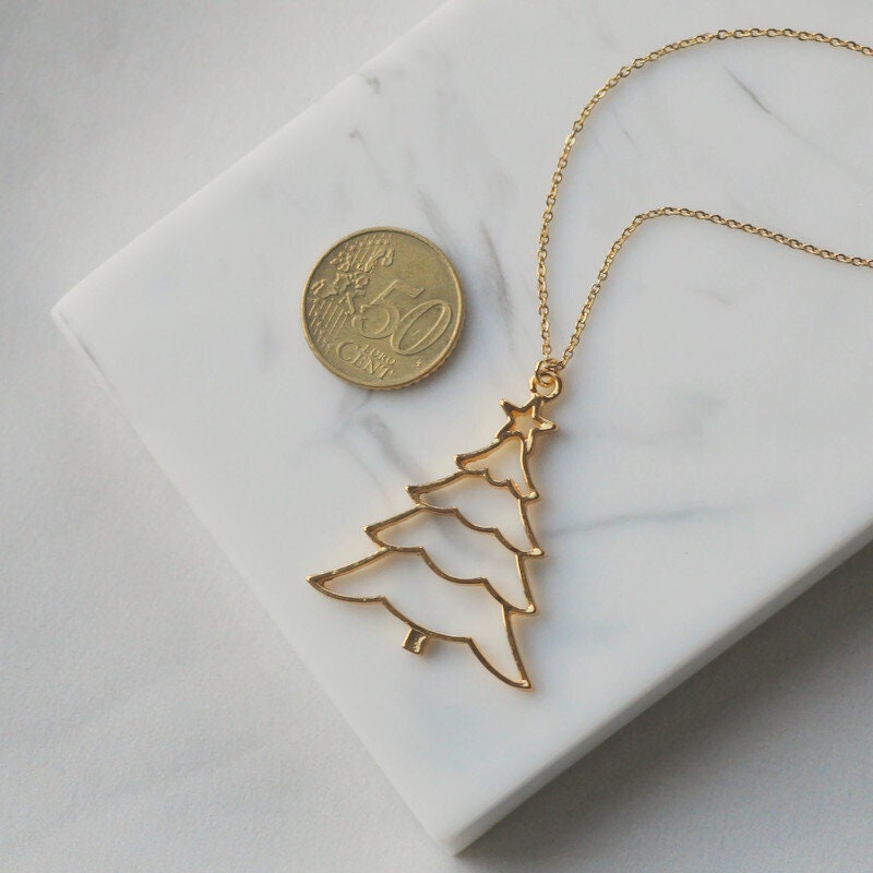 Christmas Tree Gold Necklace, Festive Gift, Present, Minimalist, Christmas, Xmas, Winter Jewelry von Gaealia