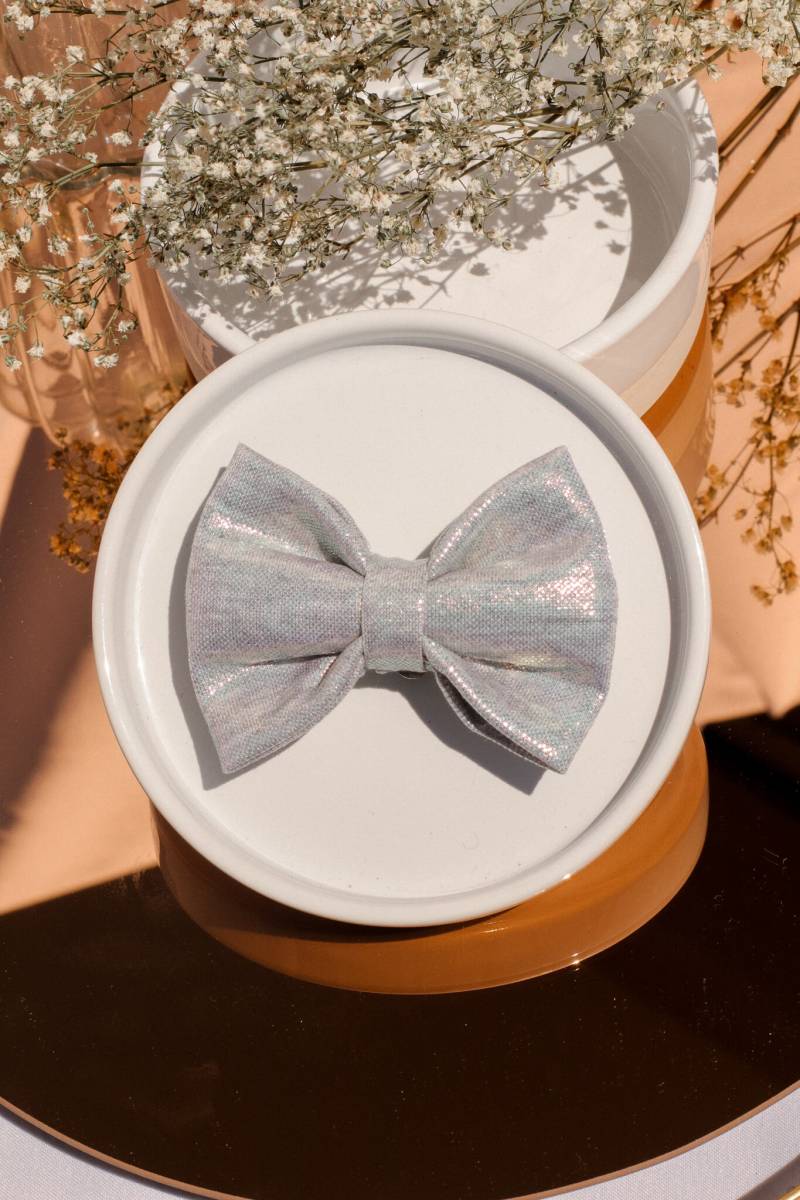 Knoten Clipse Glänzend Lila Und Blau Jersey von GaelleHayme