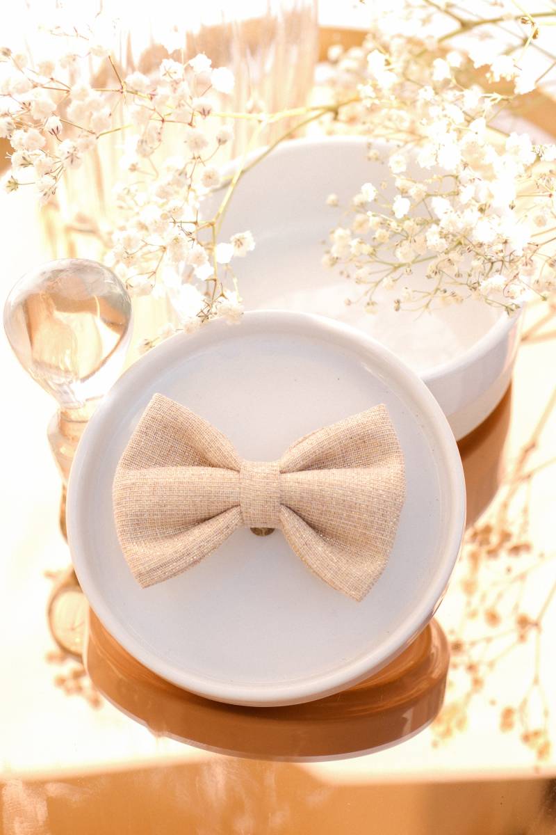 Knoten Mit Goldenem Clipser von GaelleHayme