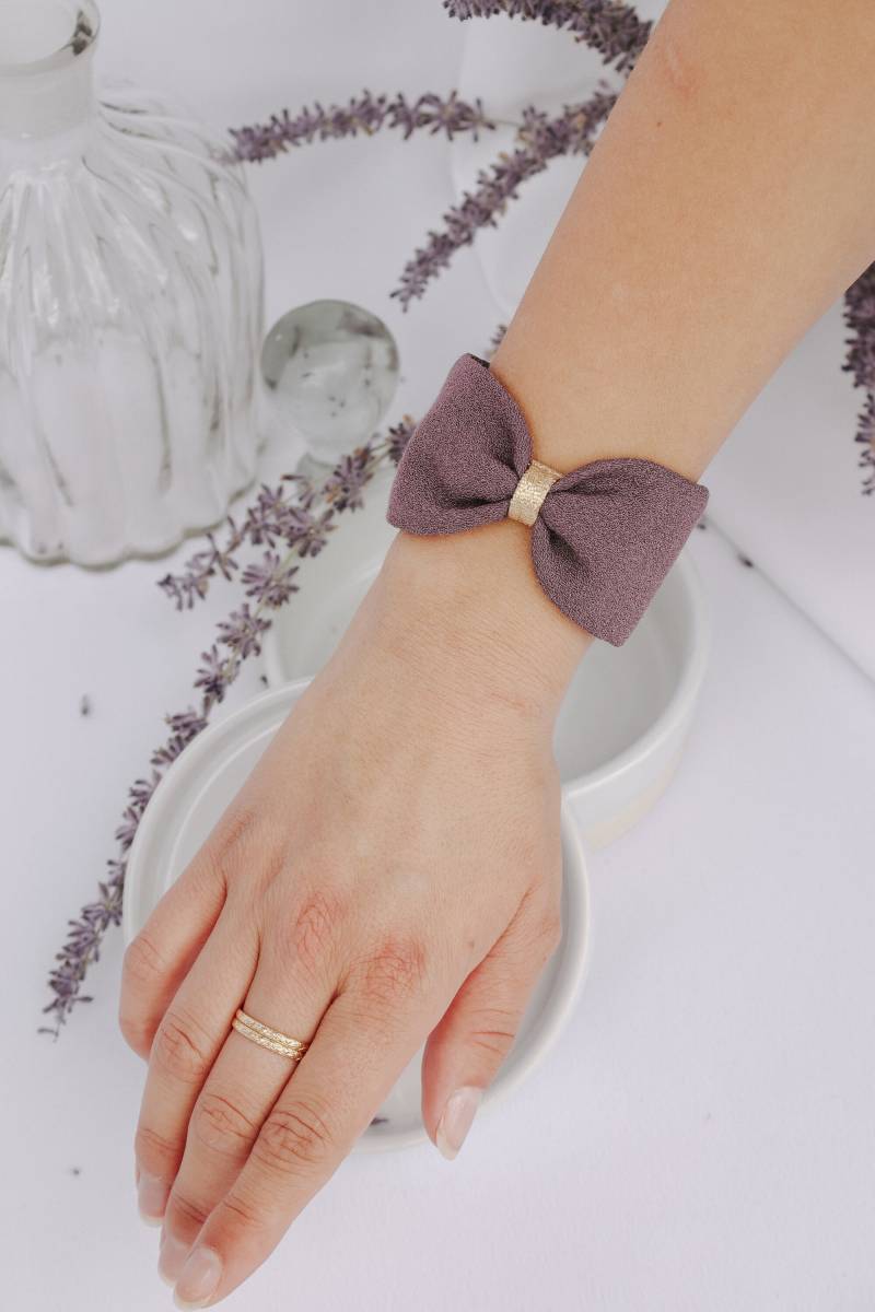 Manschetten Aus Dunkel Lila Pfannkuchen Manschetten Aus Dunkel Lila Pfannkuchen von GaelleHayme