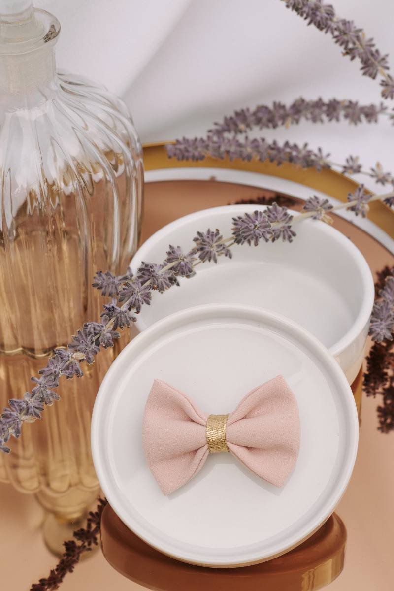 Pin Es Crêpe Hellrosa Und Goldene Mitte von GaelleHayme