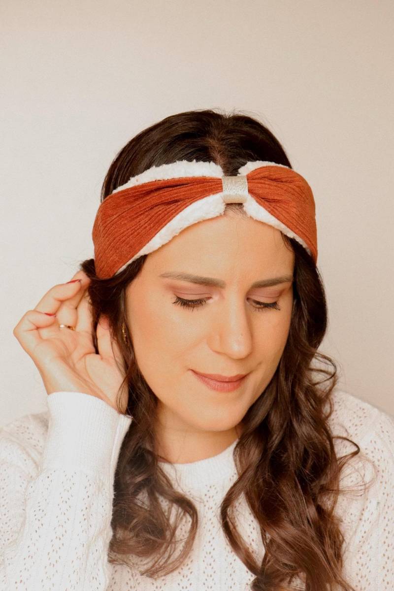 Warmes Stirnband Aus Cremeweißem Fleece Und Kupferrorangem Cord von GaelleHayme