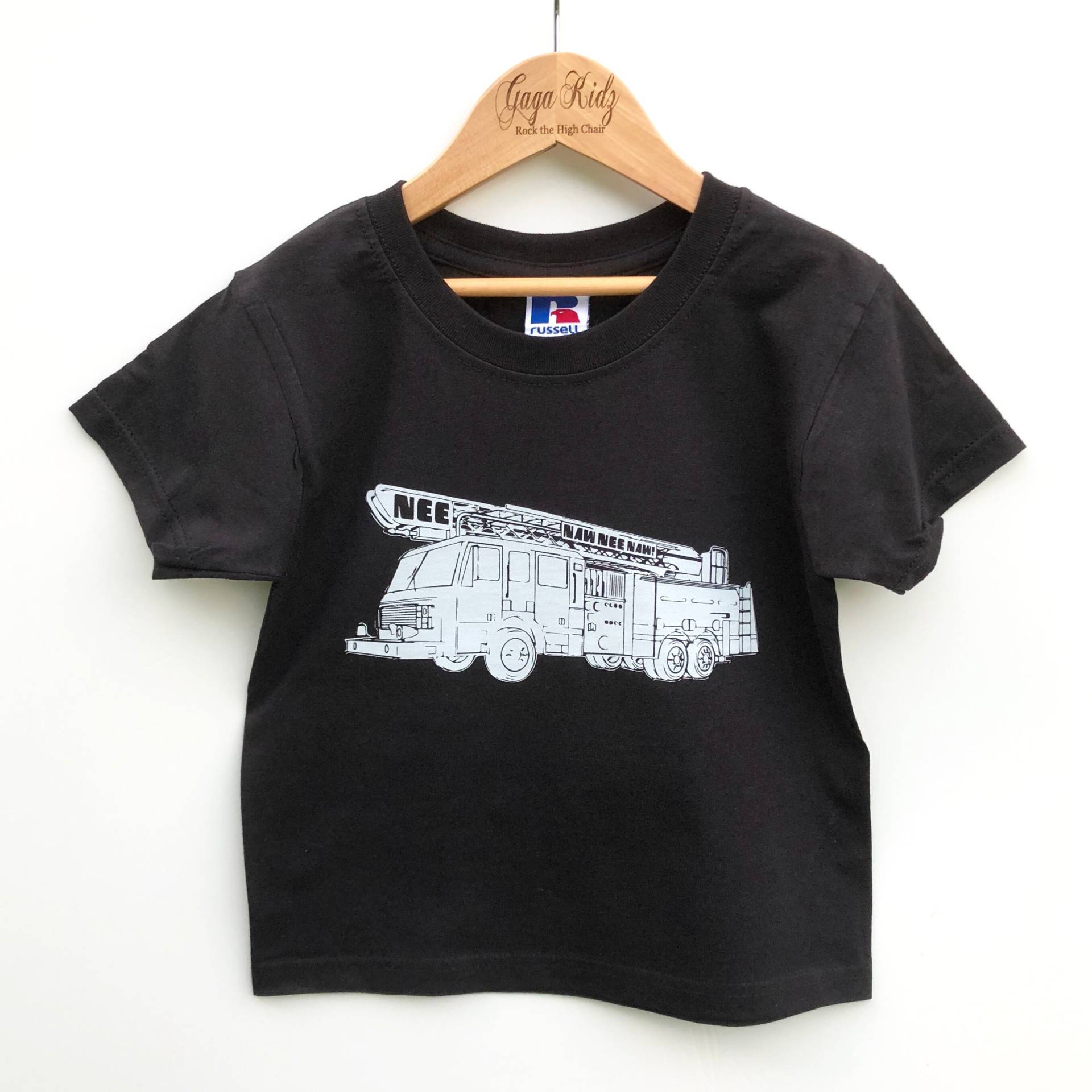 Feuerwehrauto T-Shirt Feuerwehrmann Geschenk Feuerwehrauto T-Shirt Feuerwehrmann Geschenk von GagaKidz