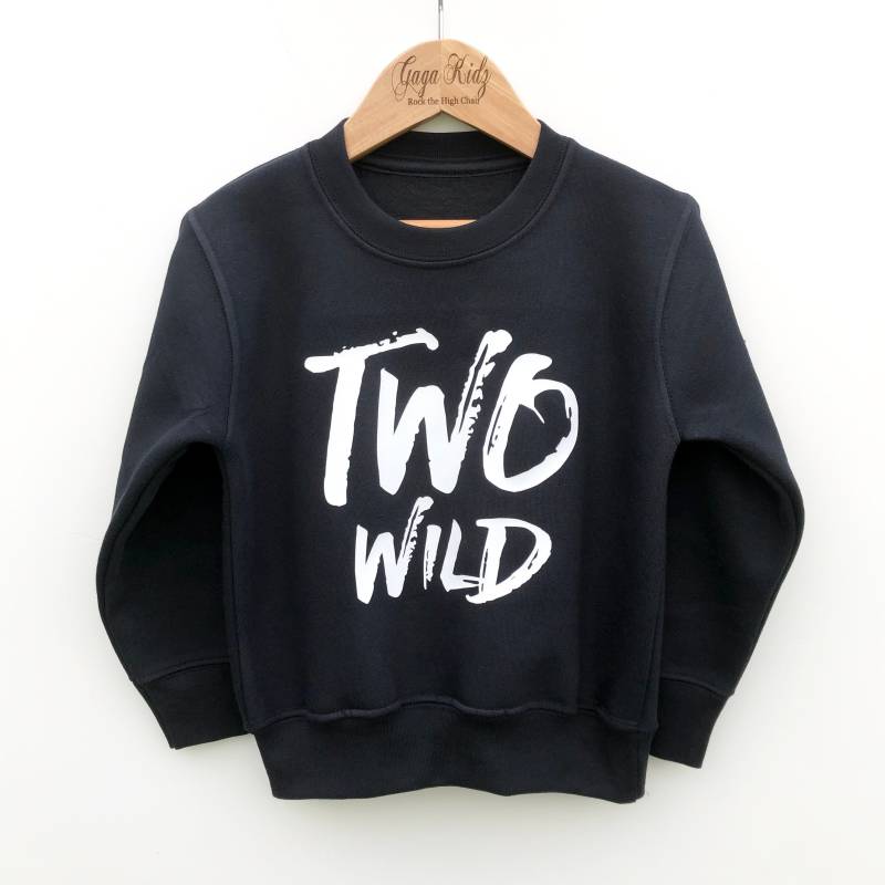 Zwei Wildes Geburtstags-Sweatshirt 2.geburtstagsgeschenk, Kinder-Schwarz-Sweatshirt von GagaKidz