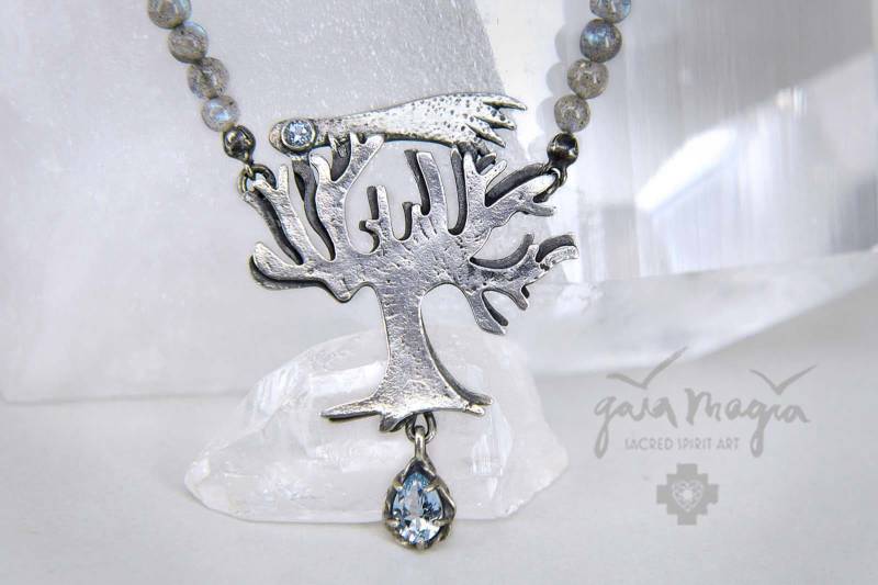 Lebensbaum Kette Folge Deiner Seele, Baum Des Lebens Brautschmuck, Amulett, Natur Halskette Mit Labradorit von GaiamagiaSpiritArt