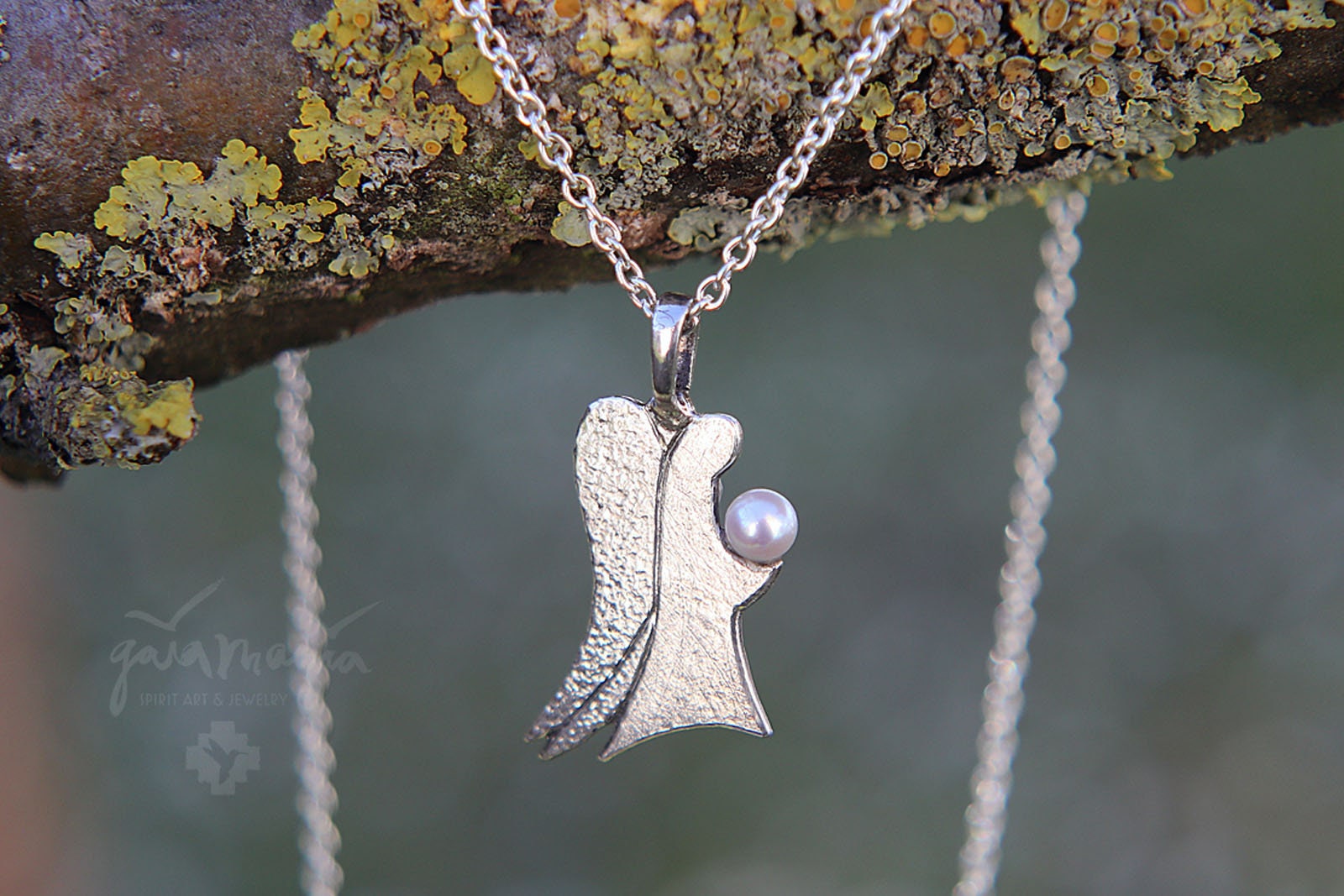 Schutzengel Amulett Kleiner Schutzengel, Engel Anhänger Silber, Taufkette, Engels Mit Perle von GaiamagiaSpiritArt